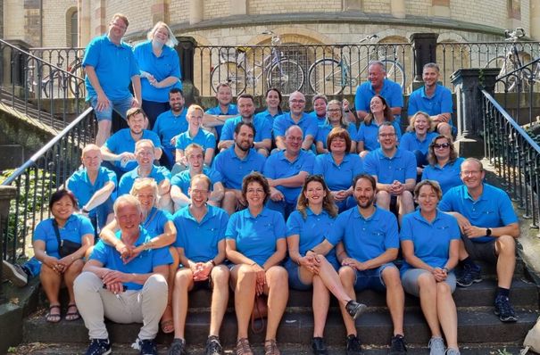 En ineens ben je als bedrijf oud genoeg voor een reünie